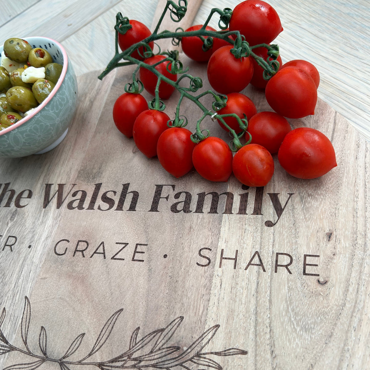 Personalised Acacia Serving Board